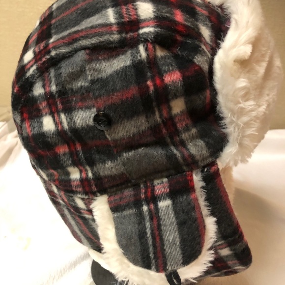 NWT Rugged Wear Trapper Plaid Hat - Picture 3 of 8